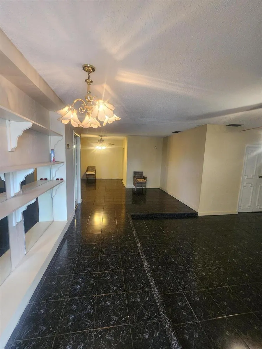 225 S SEQUOIA DRIVE West Palm Beach, FL 33409
