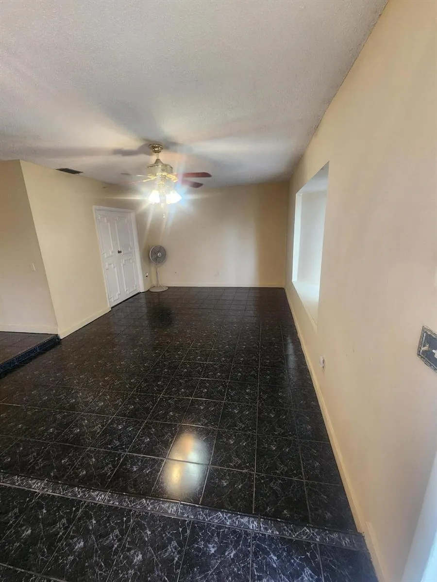 225 S SEQUOIA DRIVE West Palm Beach, FL 33409