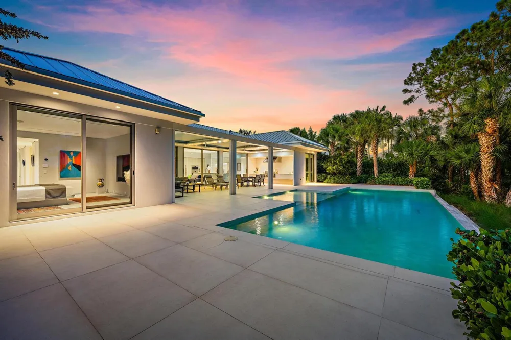 13421 Sabal Chase Palm Beach Gardens, FL 33418