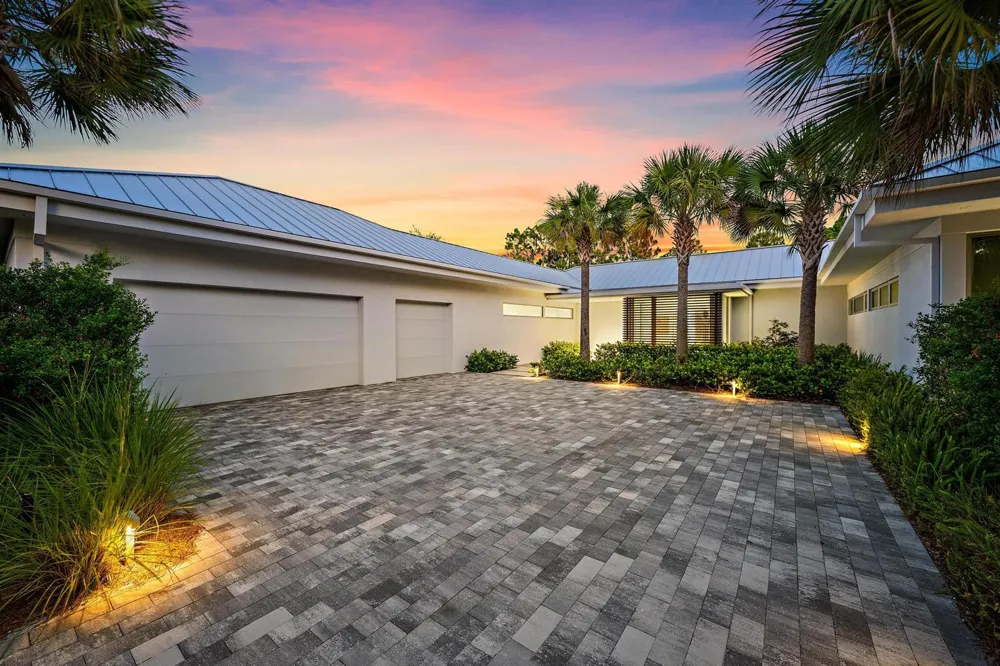 13421 Sabal Chase Palm Beach Gardens, FL 33418