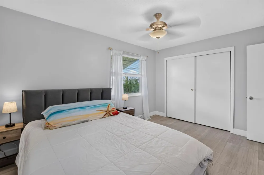400 SW 8TH PLACE Boynton Beach, FL 33426