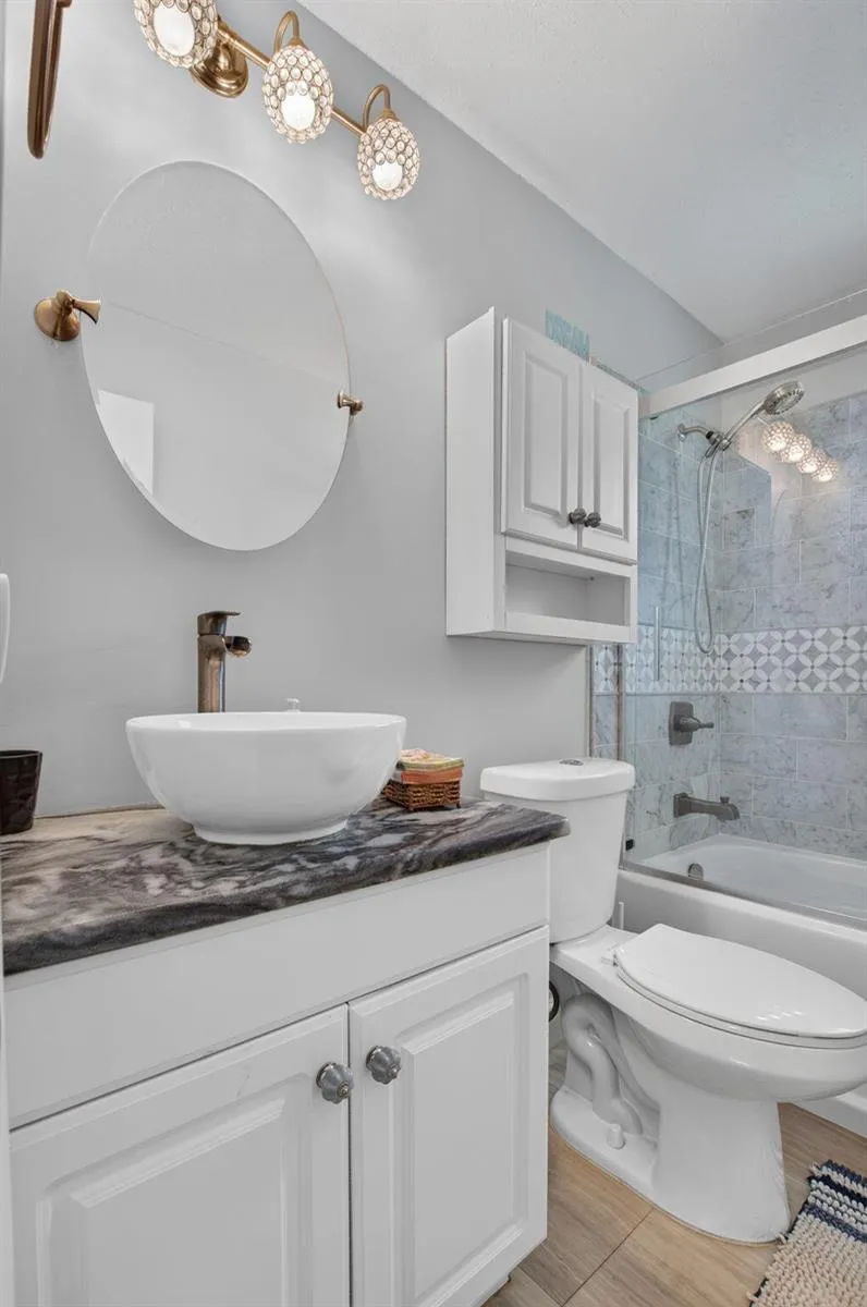 400 SW 8TH PLACE Boynton Beach, FL 33426