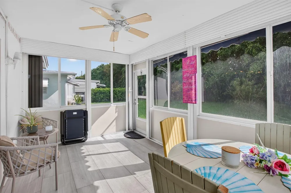 400 SW 8TH PLACE Boynton Beach, FL 33426
