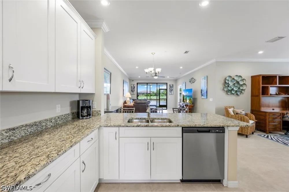 Pocida Court #104 Naples, FL 34119