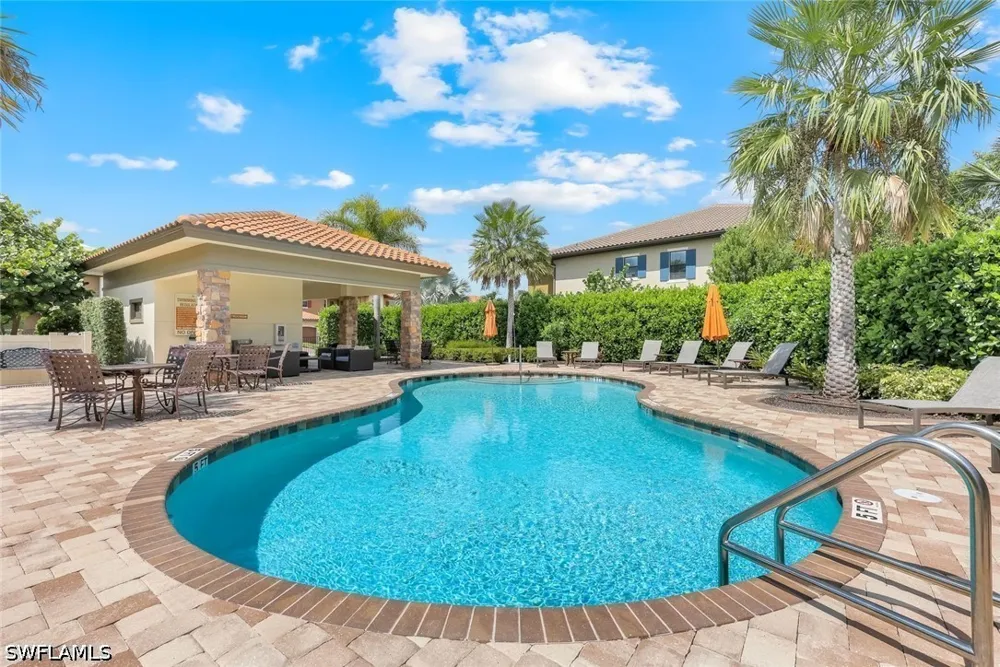 Pocida Court #104 Naples, FL 34119