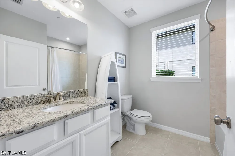 Pocida Court #104 Naples, FL 34119