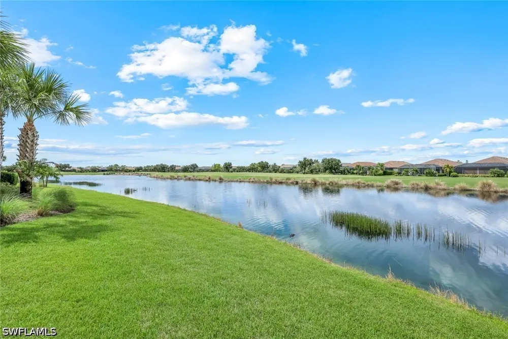 Pocida Court #104 Naples, FL 34119