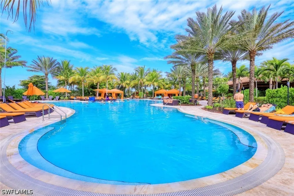 Pocida Court #104 Naples, FL 34119