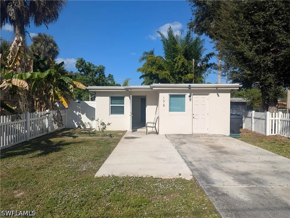 Evergreen Road North Fort Myers, FL 33903