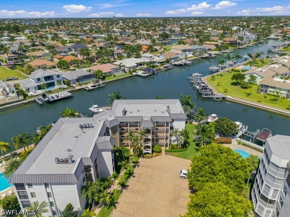Huron Court #307 Marco Island, FL 34145