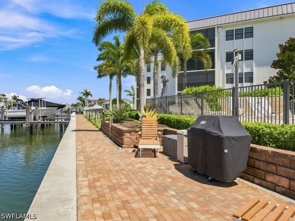 Huron Court #307 Marco Island, FL 34145
