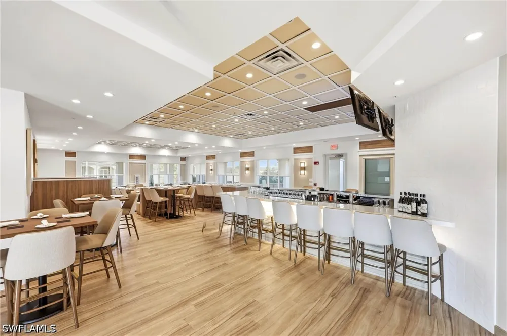 Genova Court Naples, FL 34114