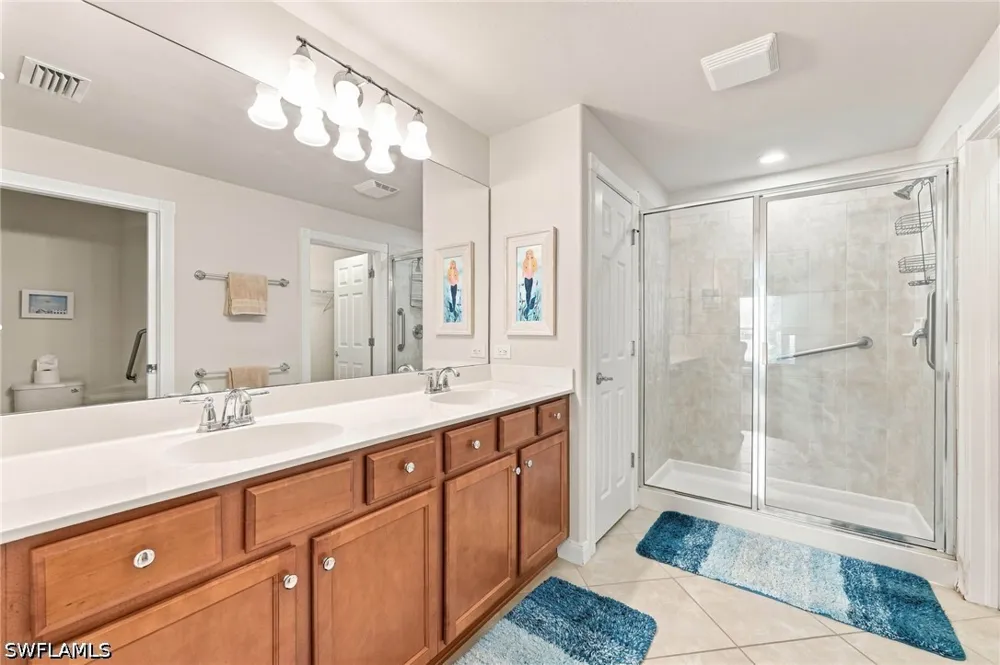Genova Court Naples, FL 34114