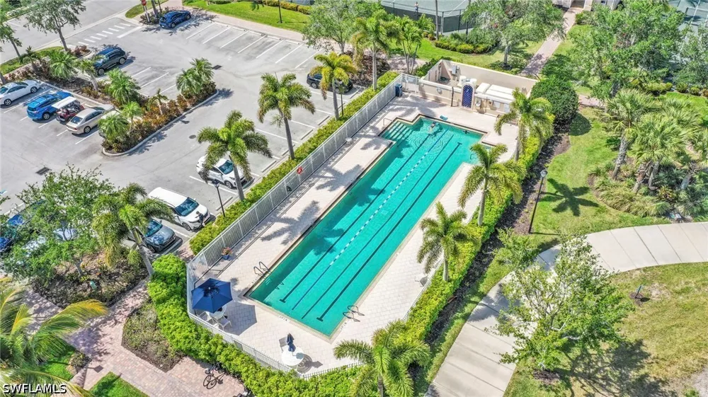 Genova Court Naples, FL 34114