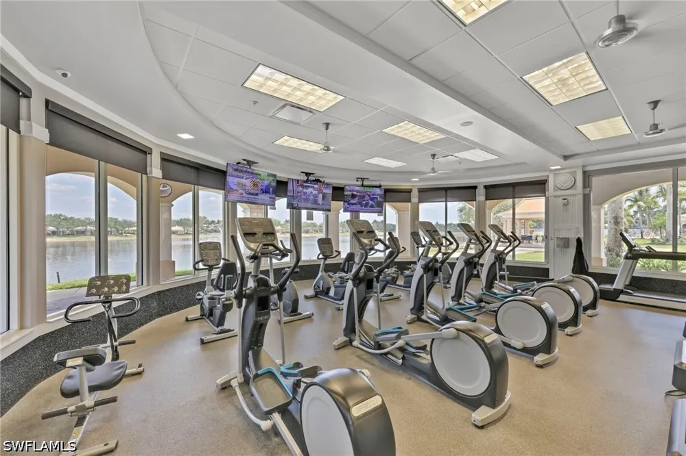 Genova Court Naples, FL 34114