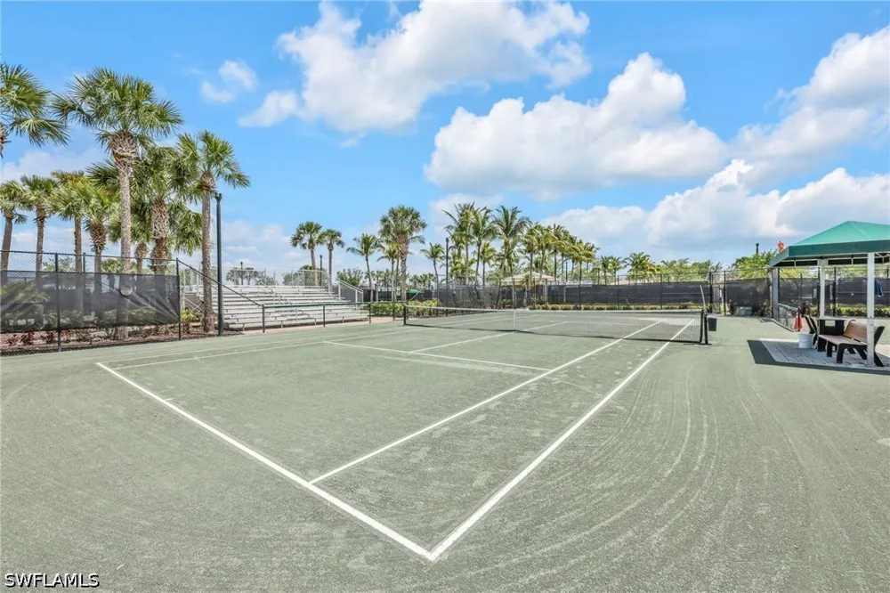 Genova Court Naples, FL 34114