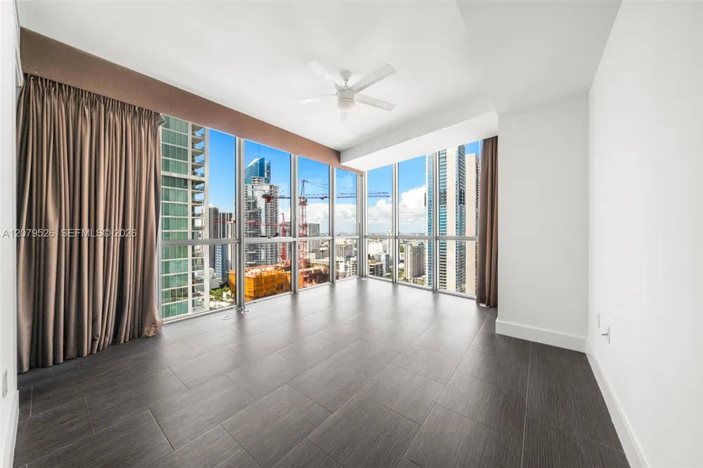 1100 Biscayne Blvd #3805 Miami, FL 33132