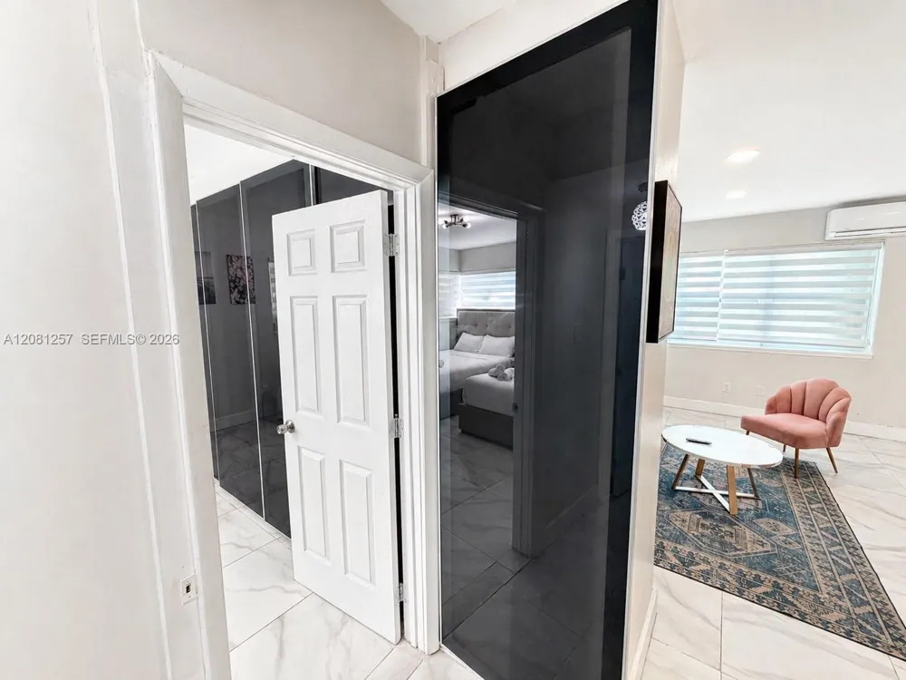 10000 E Bay Harbor Dr #14 Bay Harbor Islands, FL 33154