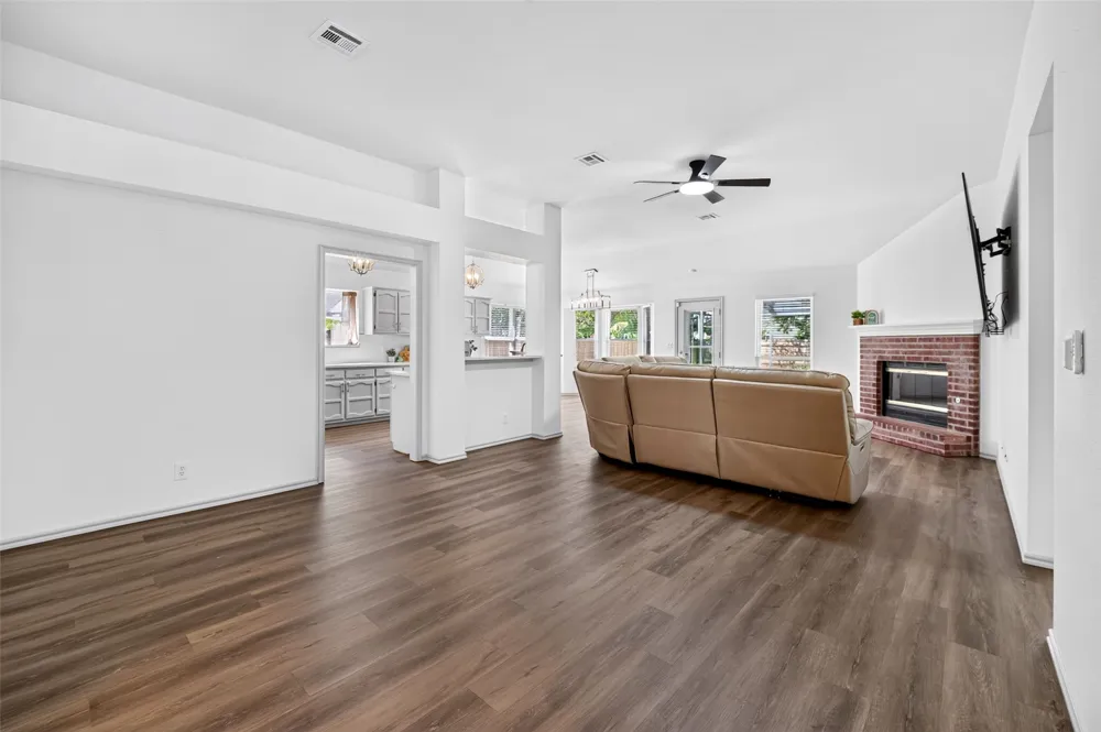 5400 S Maple Place Broken Arrow, OK 74011