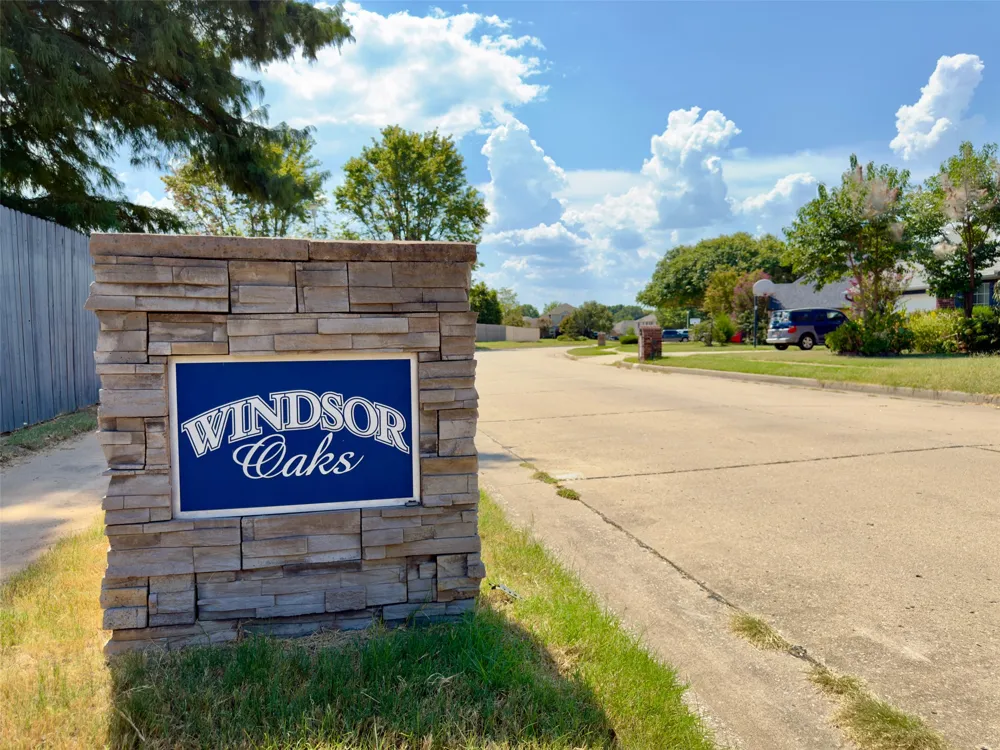 5400 S Maple Place Broken Arrow, OK 74011