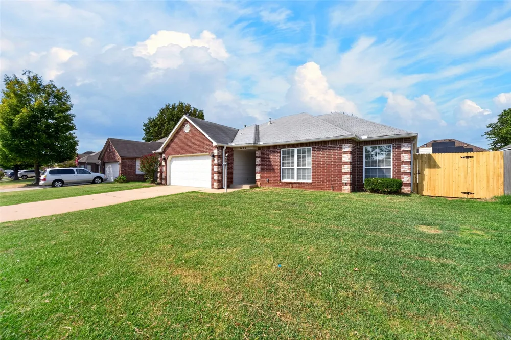 5400 S Maple Place Broken Arrow, OK 74011