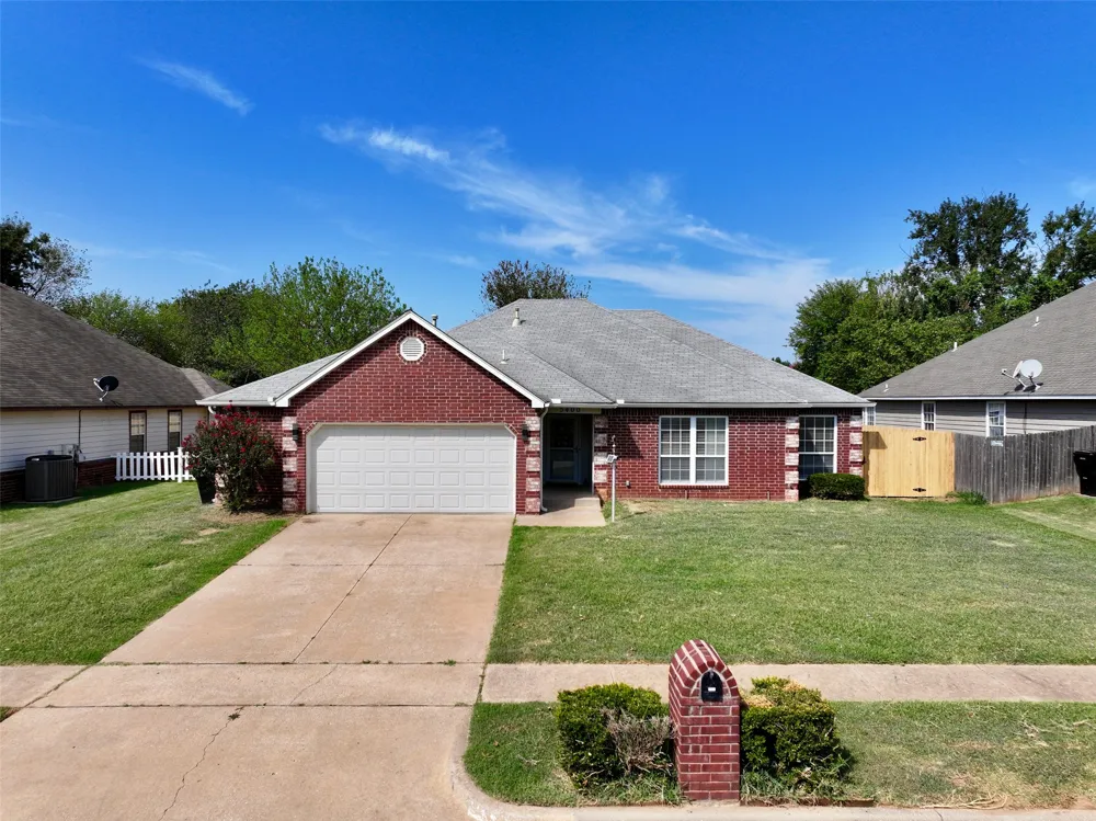 5400 S Maple Place Broken Arrow, OK 74011
