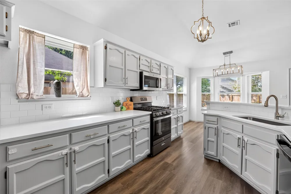 5400 S Maple Place Broken Arrow, OK 74011