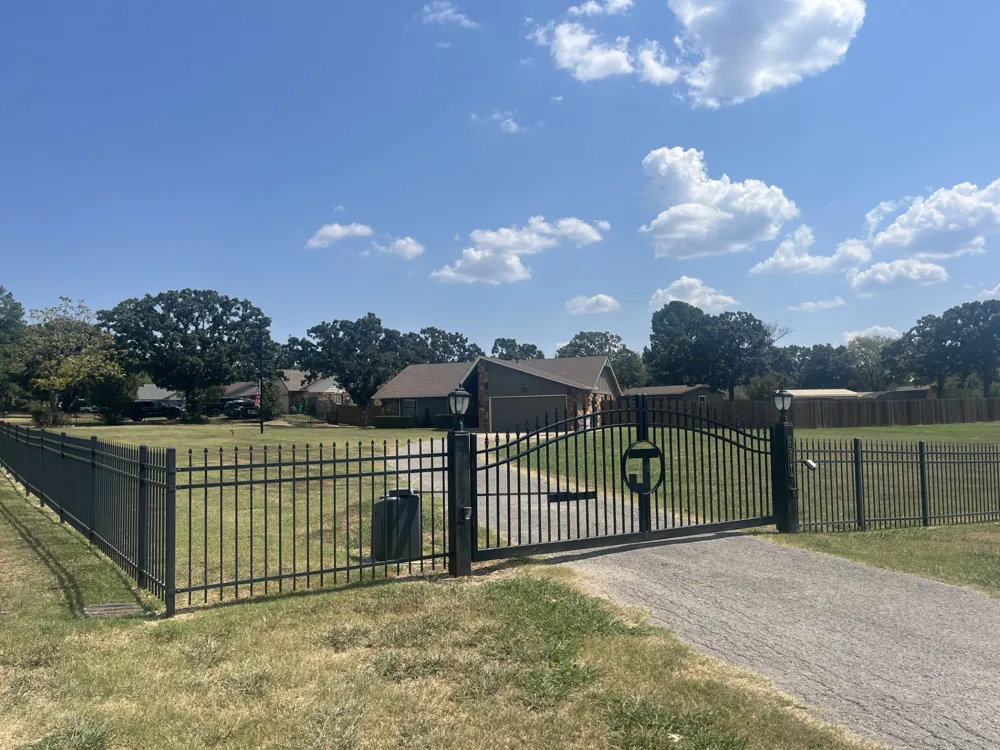 8921 Smith Circle Tulsa, OK 74131