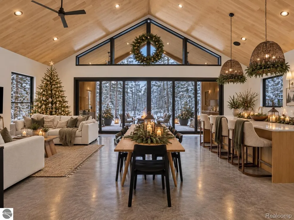 2370 Us Highway 31 Torch Lake Township, MI 49648