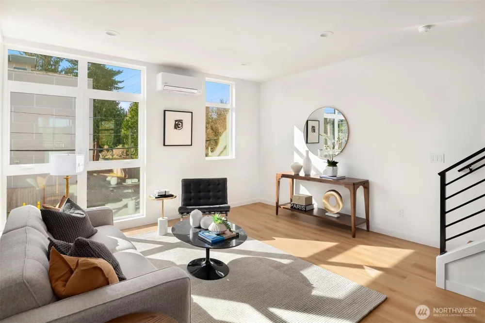 634 92nd Street Seattle, WA 98103