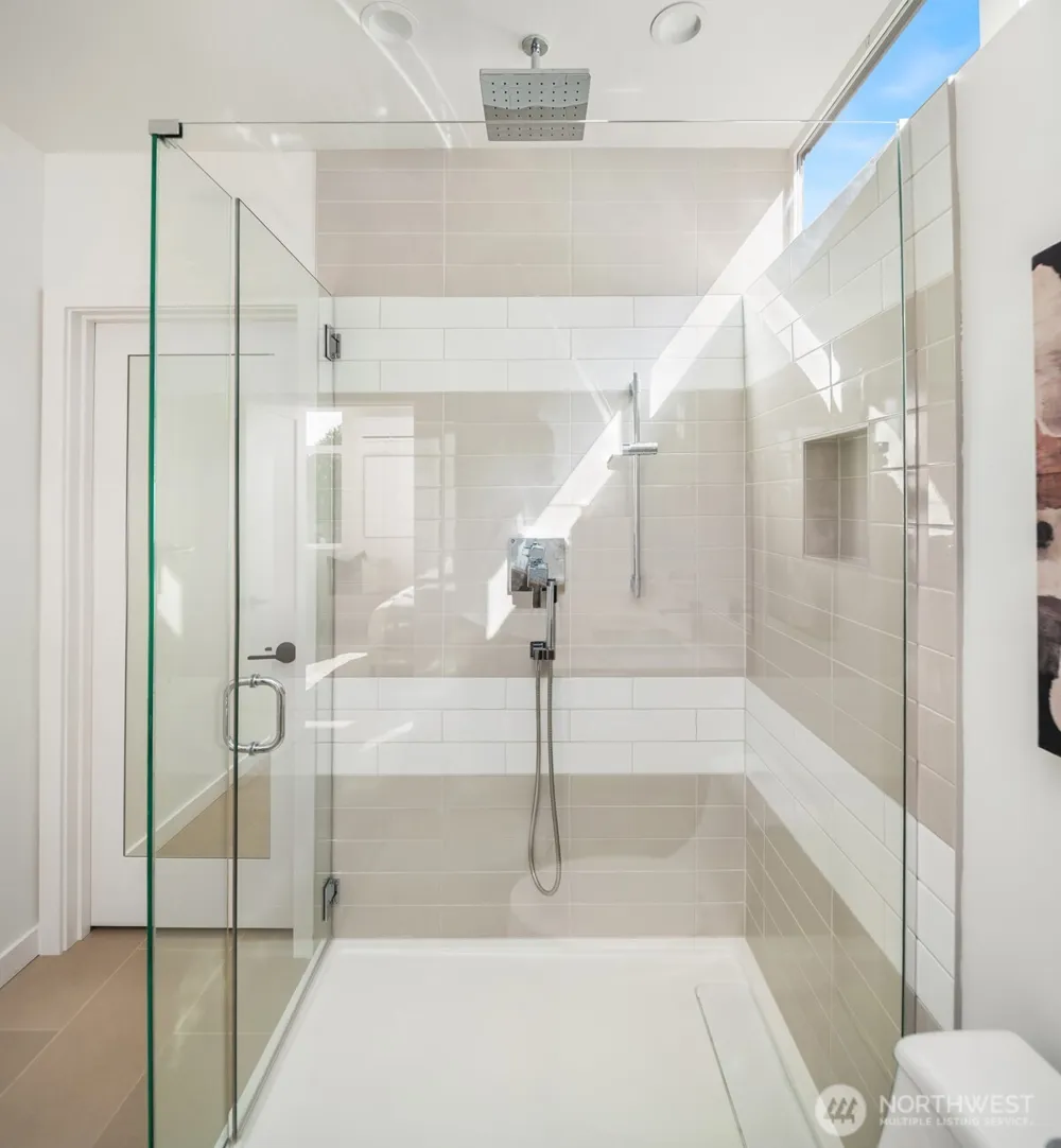 634 92nd Street Seattle, WA 98103
