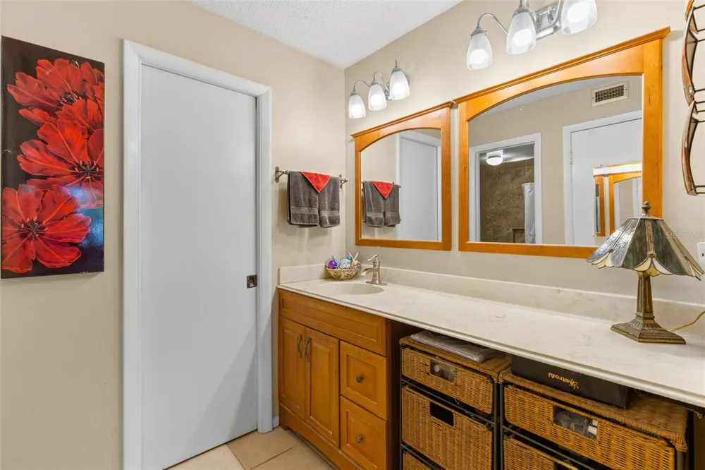 12300 VONN ROAD #3204 Largo, FL 33774