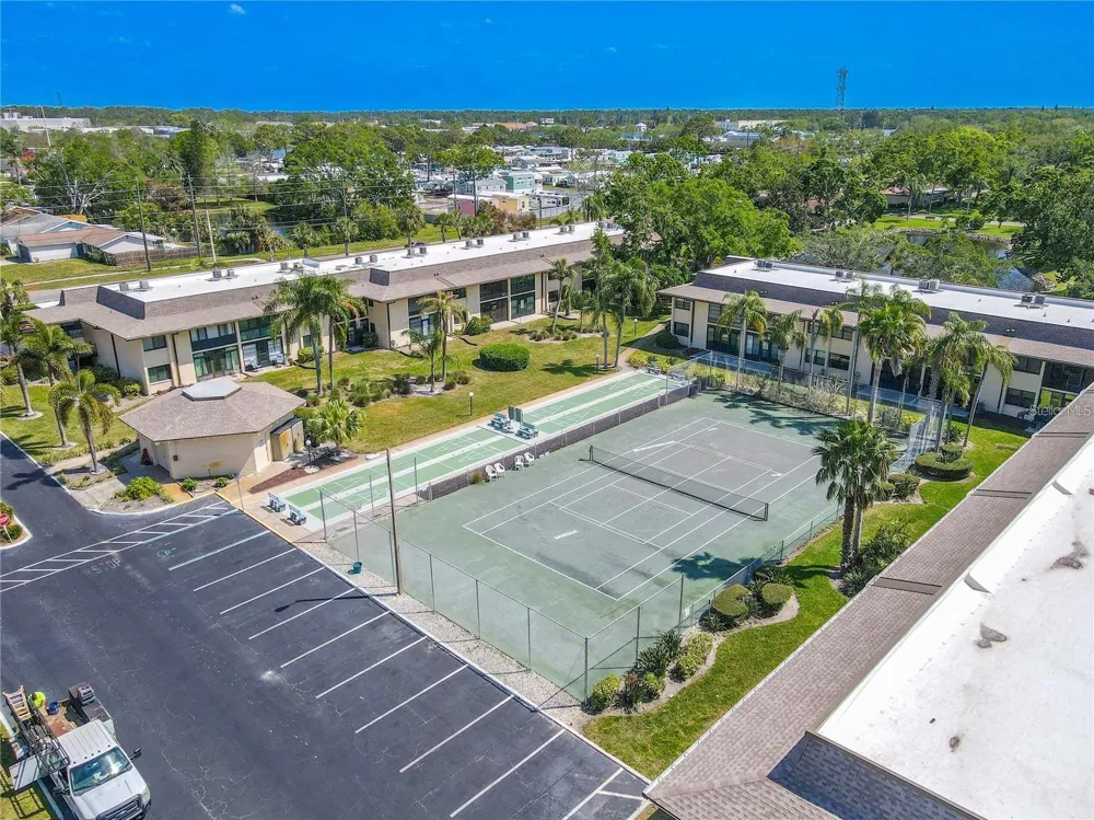 12300 VONN ROAD #3204 Largo, FL 33774