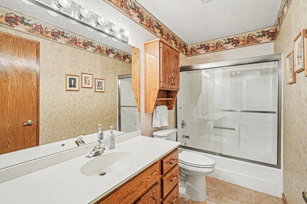 1698 Cobblestone Court Red Wing, MN 55066