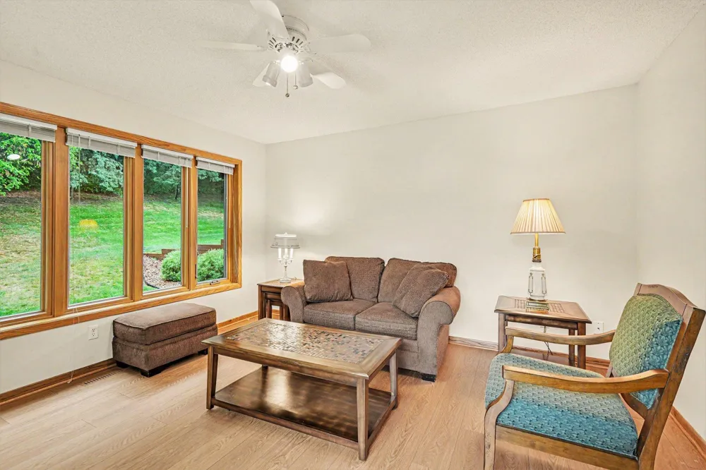 1698 Cobblestone Court Red Wing, MN 55066
