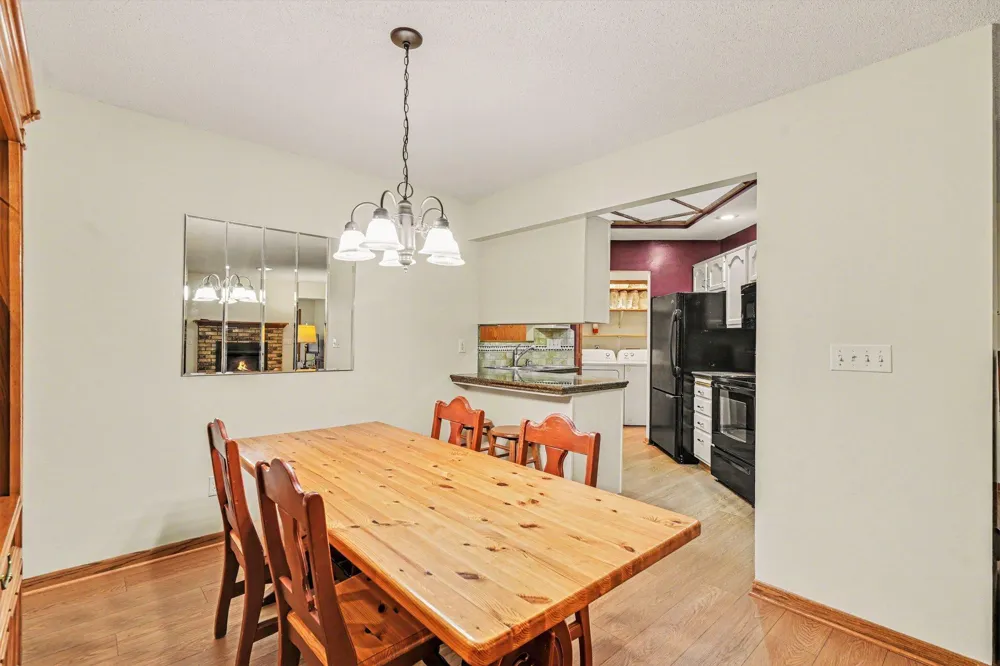 1698 Cobblestone Court Red Wing, MN 55066