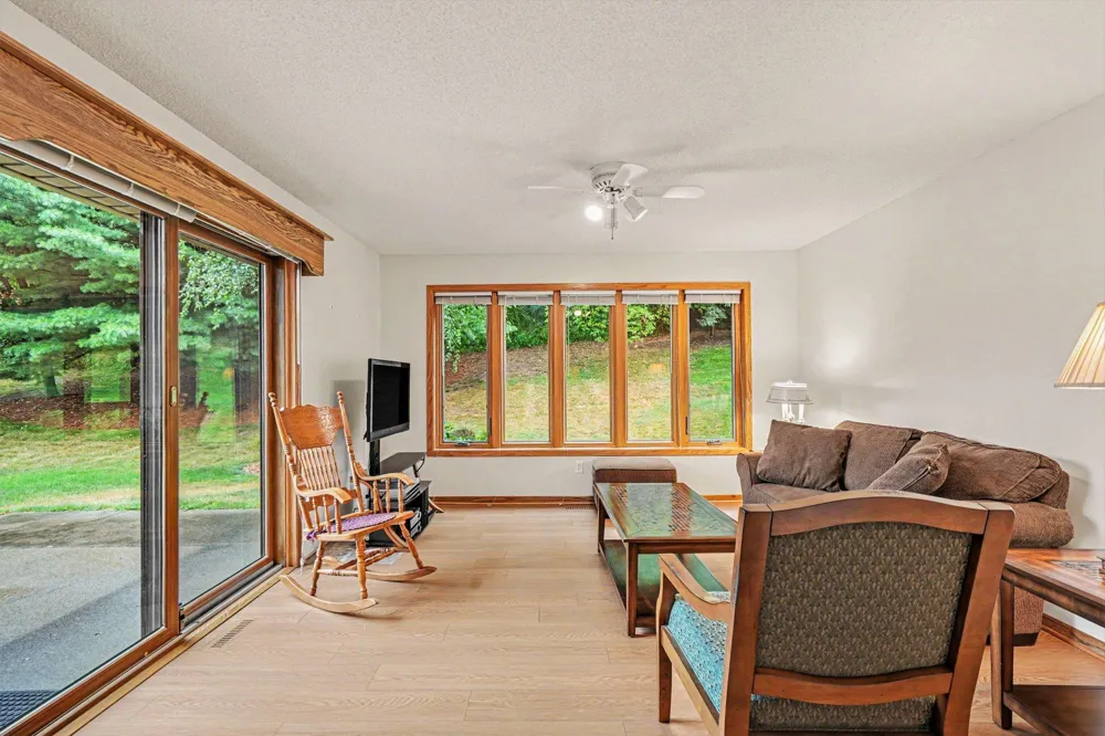 1698 Cobblestone Court Red Wing, MN 55066