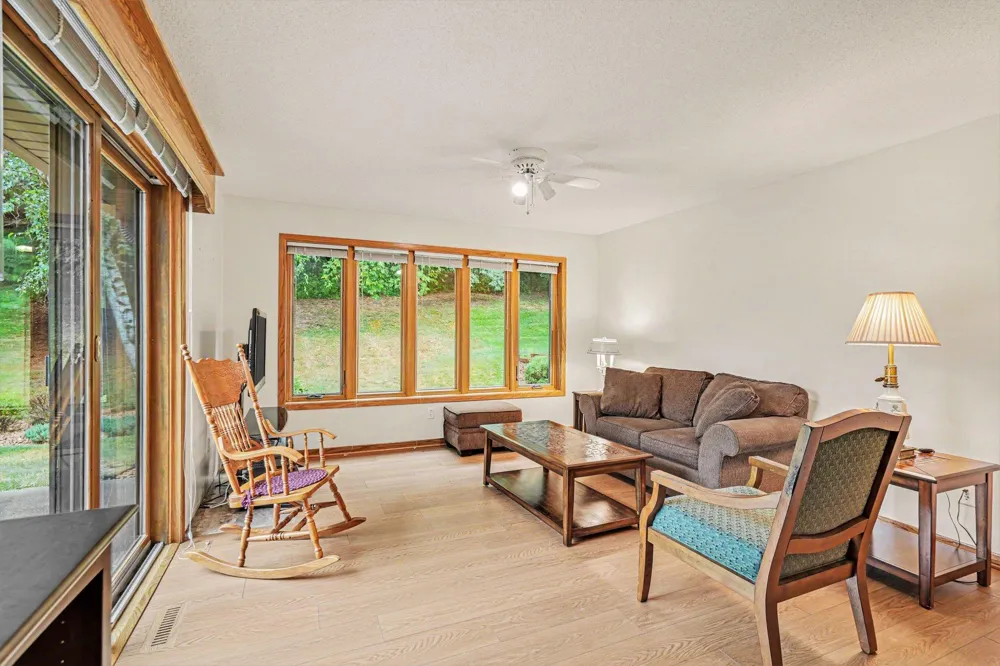 1698 Cobblestone Court Red Wing, MN 55066