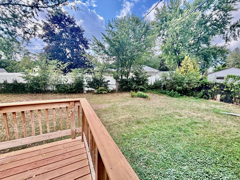 2021 Chambers Street Maplewood, MN 55109