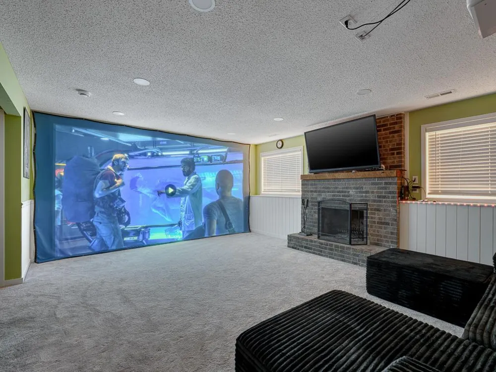 2060 13th Avenue W Shakopee, MN 55379