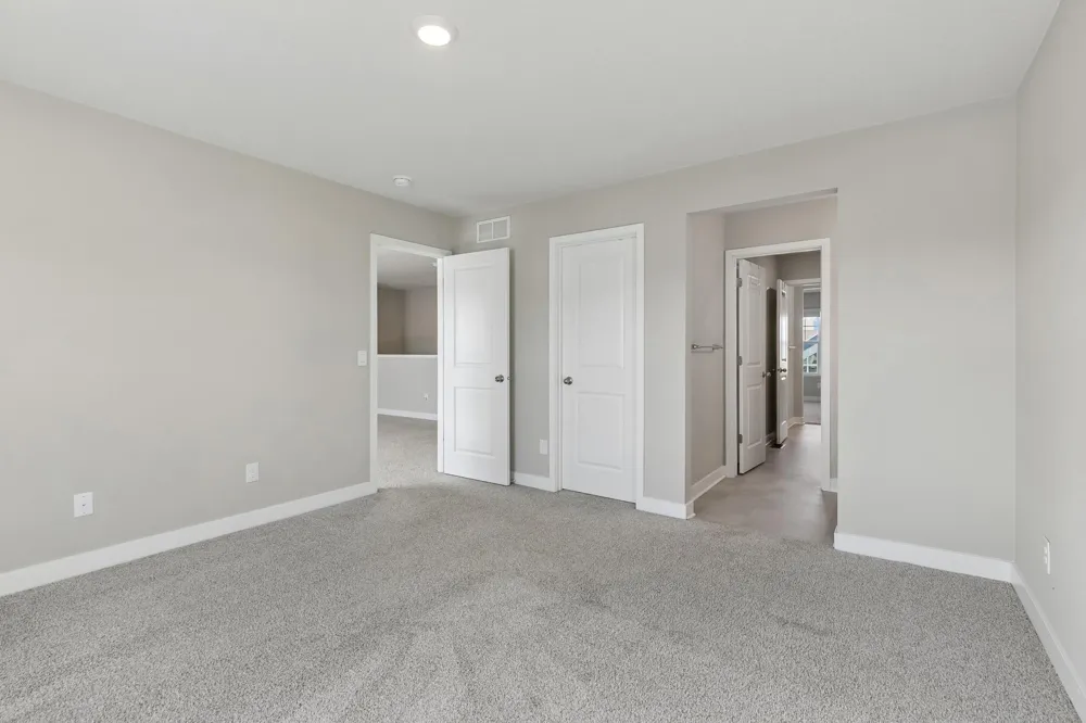 17248 Draft Horse Boulevard Lakeville, MN 55044