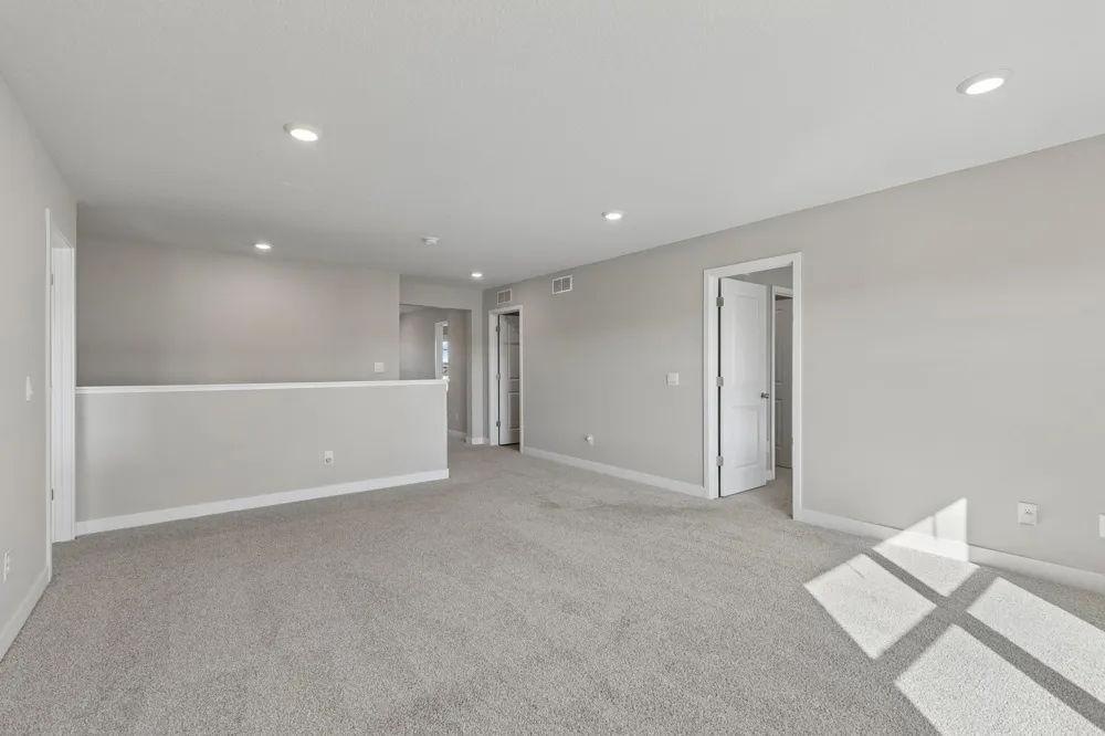 17248 Draft Horse Boulevard Lakeville, MN 55044