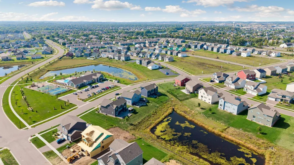 17248 Draft Horse Boulevard Lakeville, MN 55044