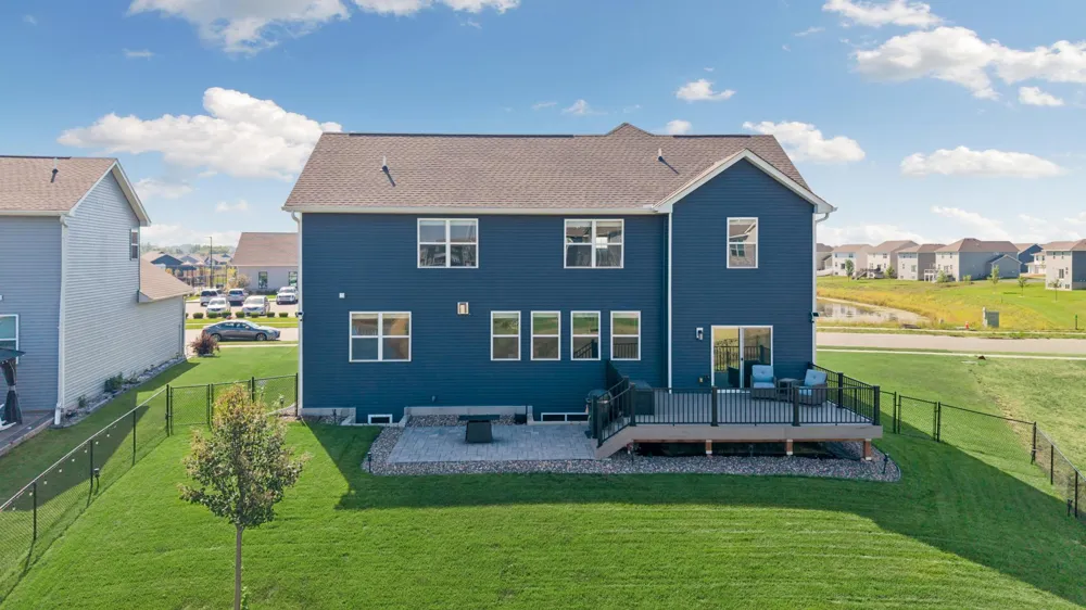 17248 Draft Horse Boulevard Lakeville, MN 55044