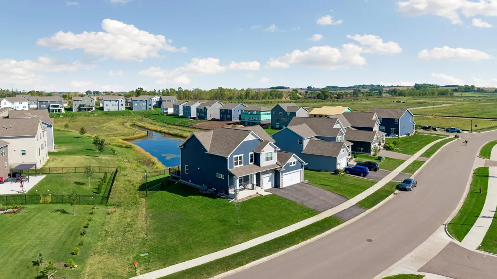 17248 Draft Horse Boulevard Lakeville, MN 55044