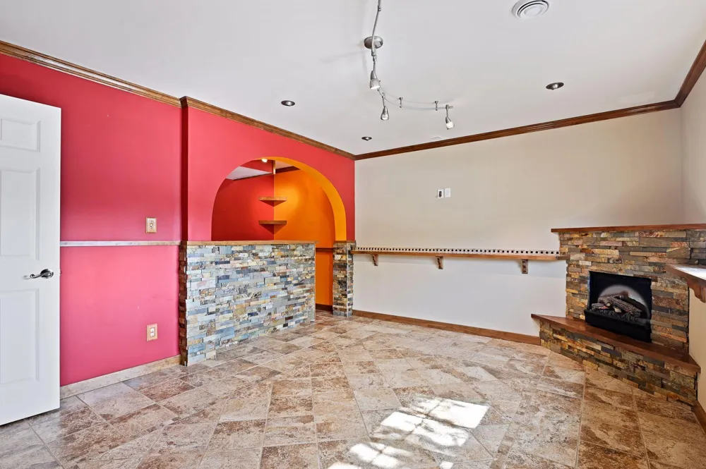 7601 Elm Grove Circle New Hope, MN 55428