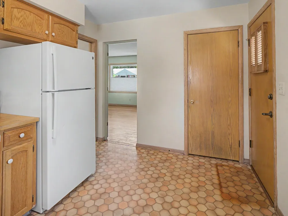 709 18th Avenue NE Rochester, MN 55906