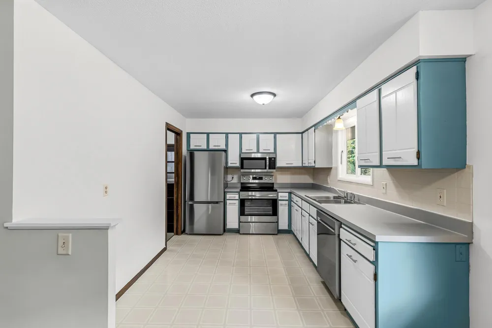 10250 Boundary Creek Terrace Maple Grove, MN 55369