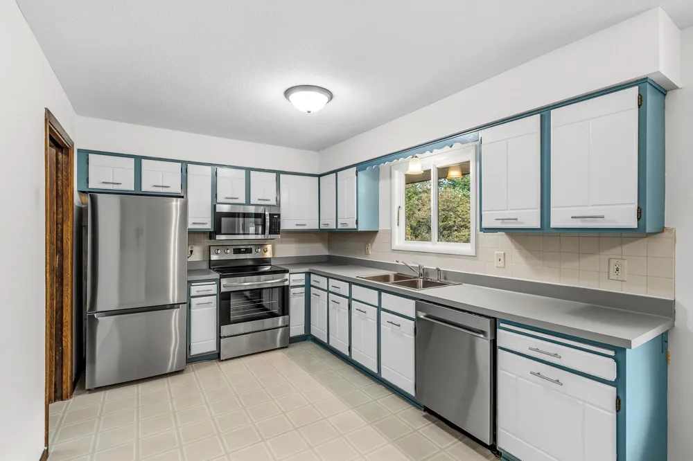 10250 Boundary Creek Terrace Maple Grove, MN 55369
