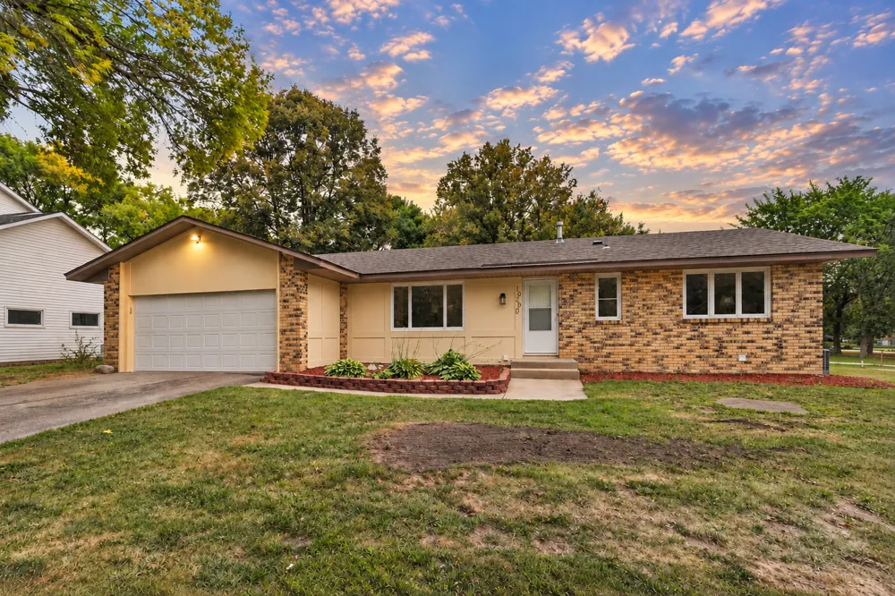 10250 Boundary Creek Terrace Maple Grove, MN 55369
